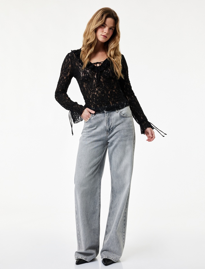  Slim Fit Uzun Kollu Fırfır Detaylı Fiyonklu V Yaka Dantelli Bluz
