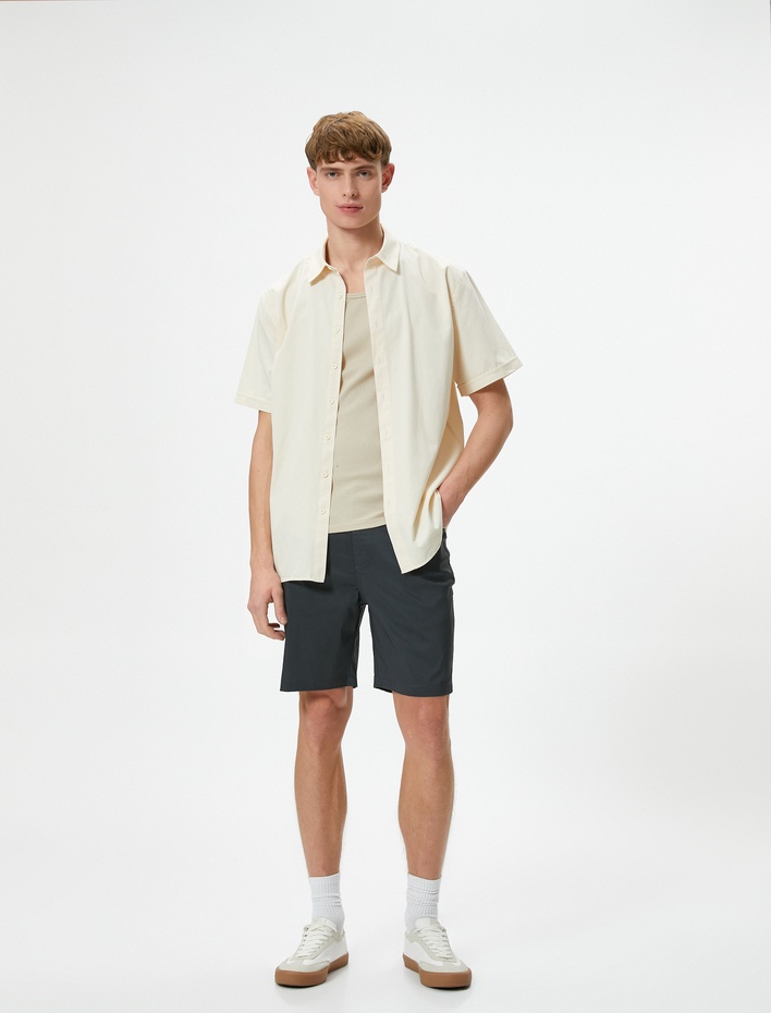  Kumaş Şort Slim Fit Düğmeli Cep Detaylı