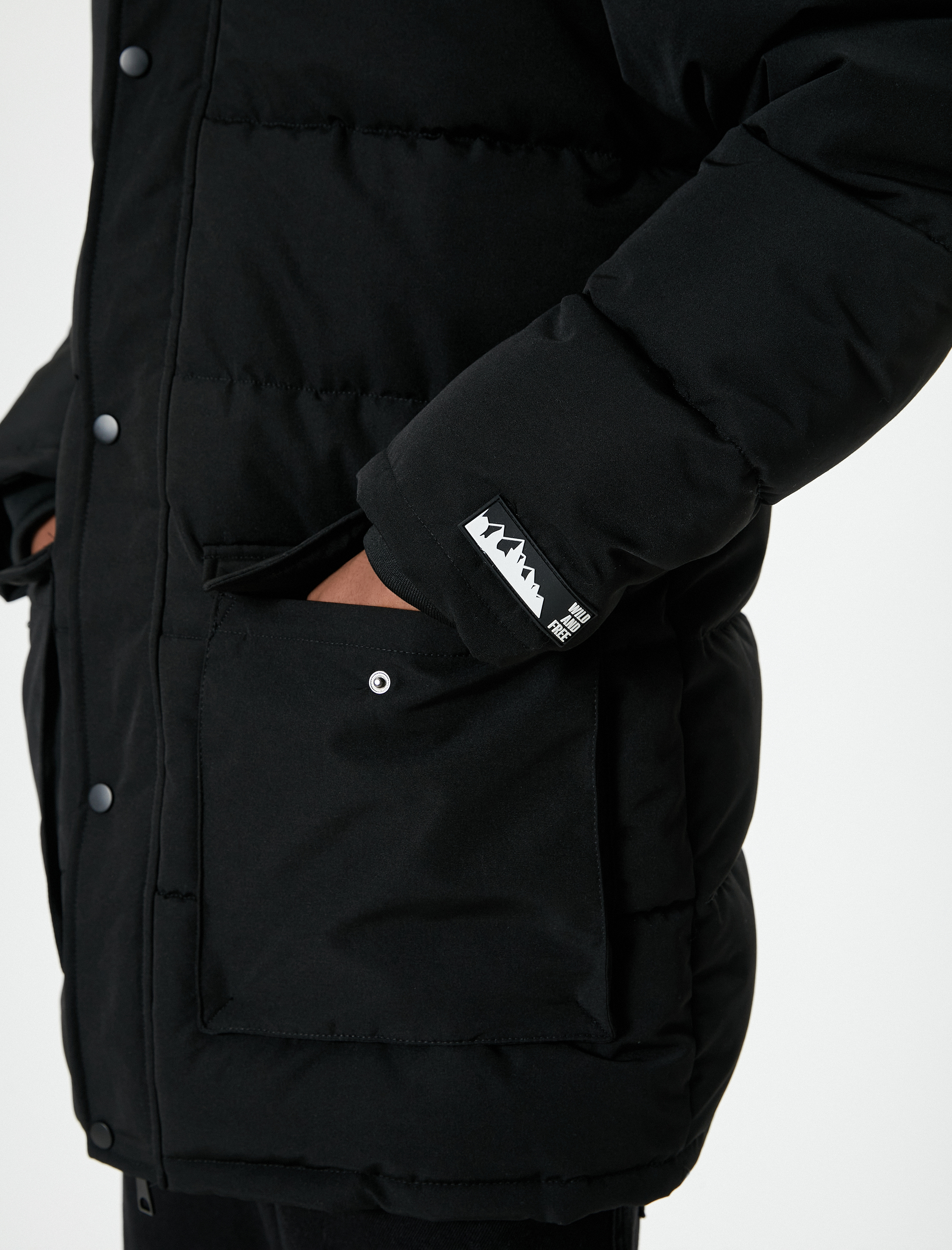   Şişme Mont Kapşonlu Fermuarlı Cep Detaylı Slim Fit