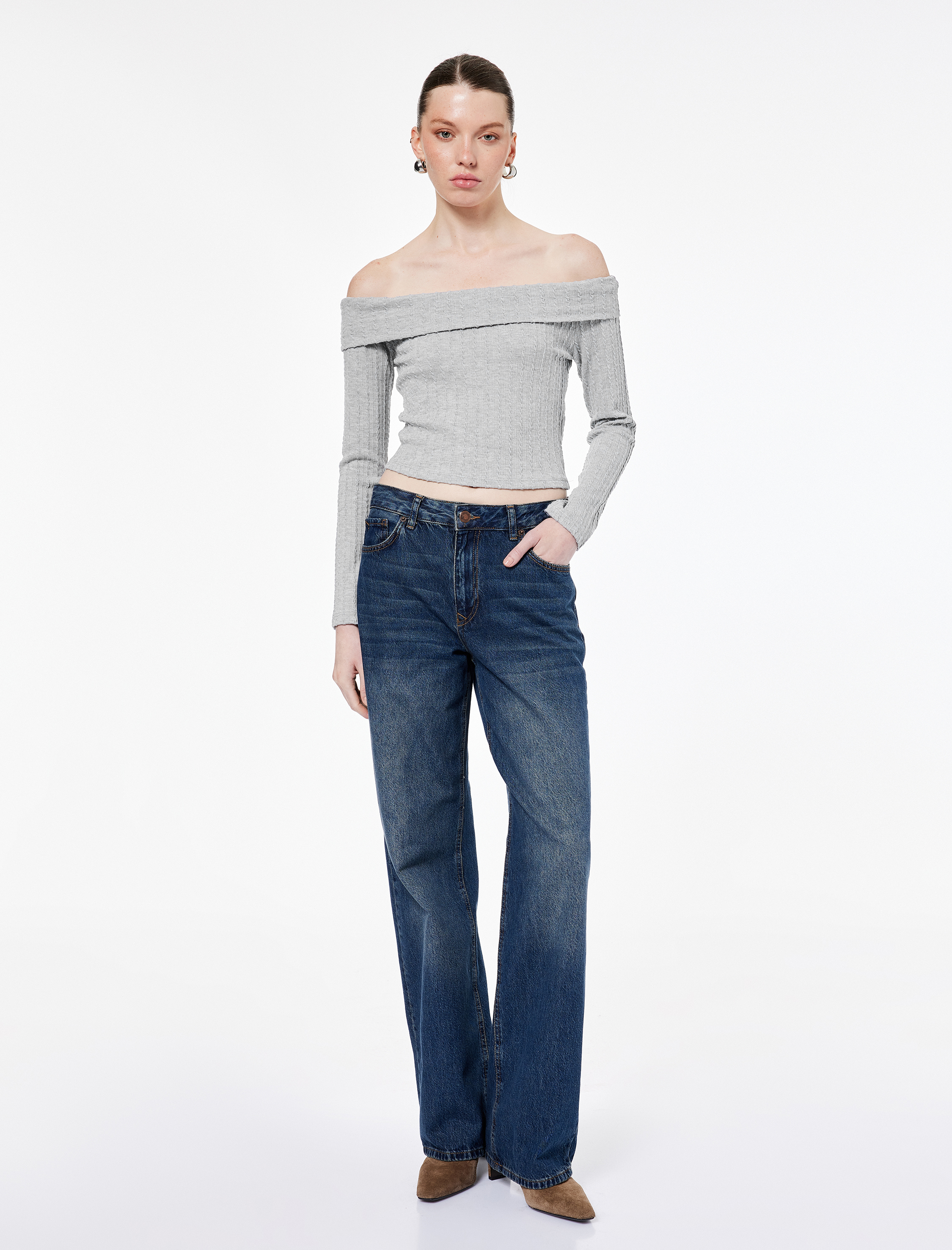   Slim Fit Uzun Kollu Saç Örgü Dokulu Omzu Açık Bluz