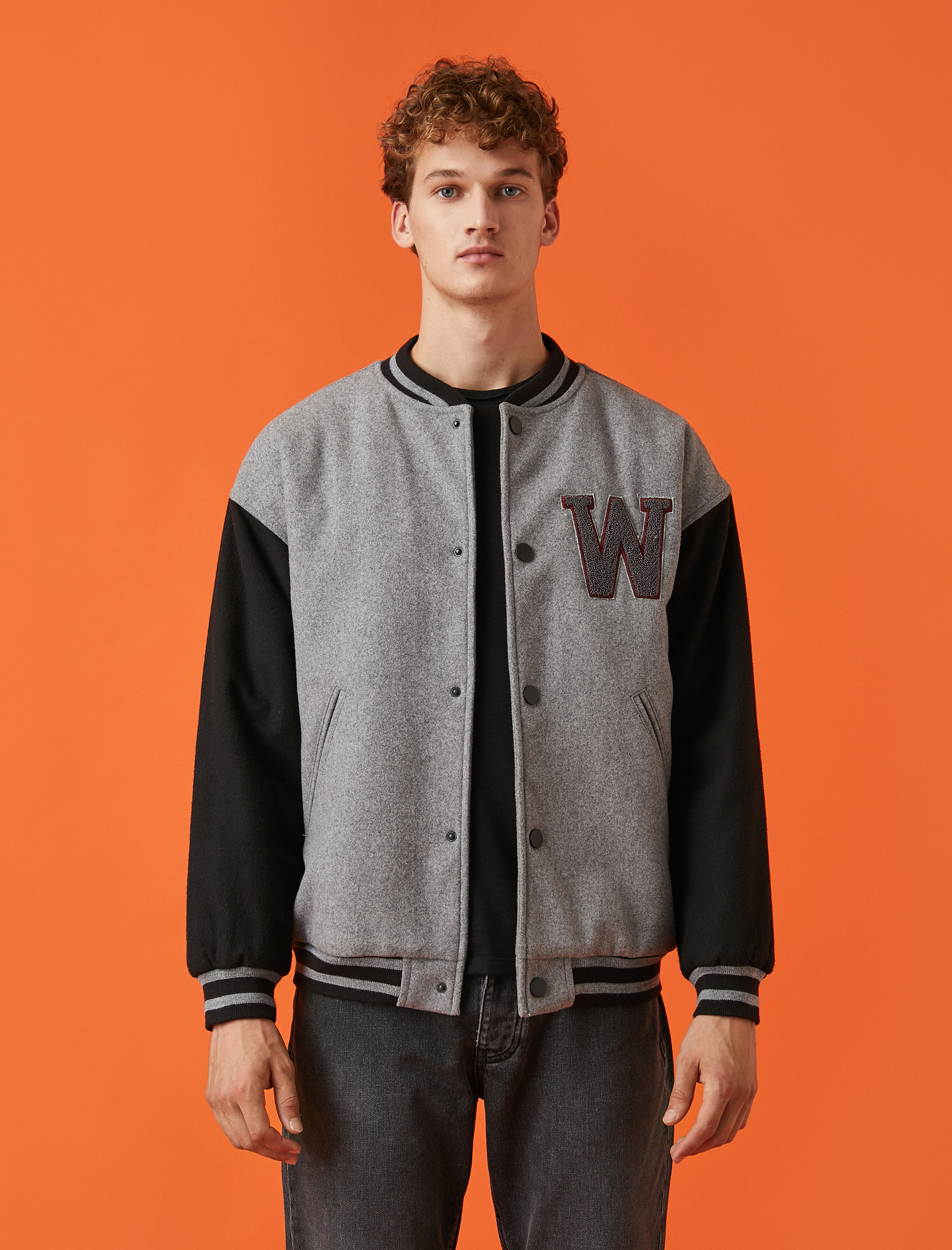   Bomber Kolej Mont