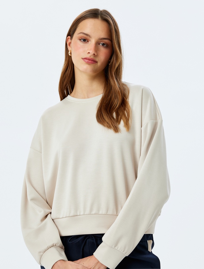  Modal Kumaş Bisiklet Yaka Uzun Kollu Basic Sweatshirt