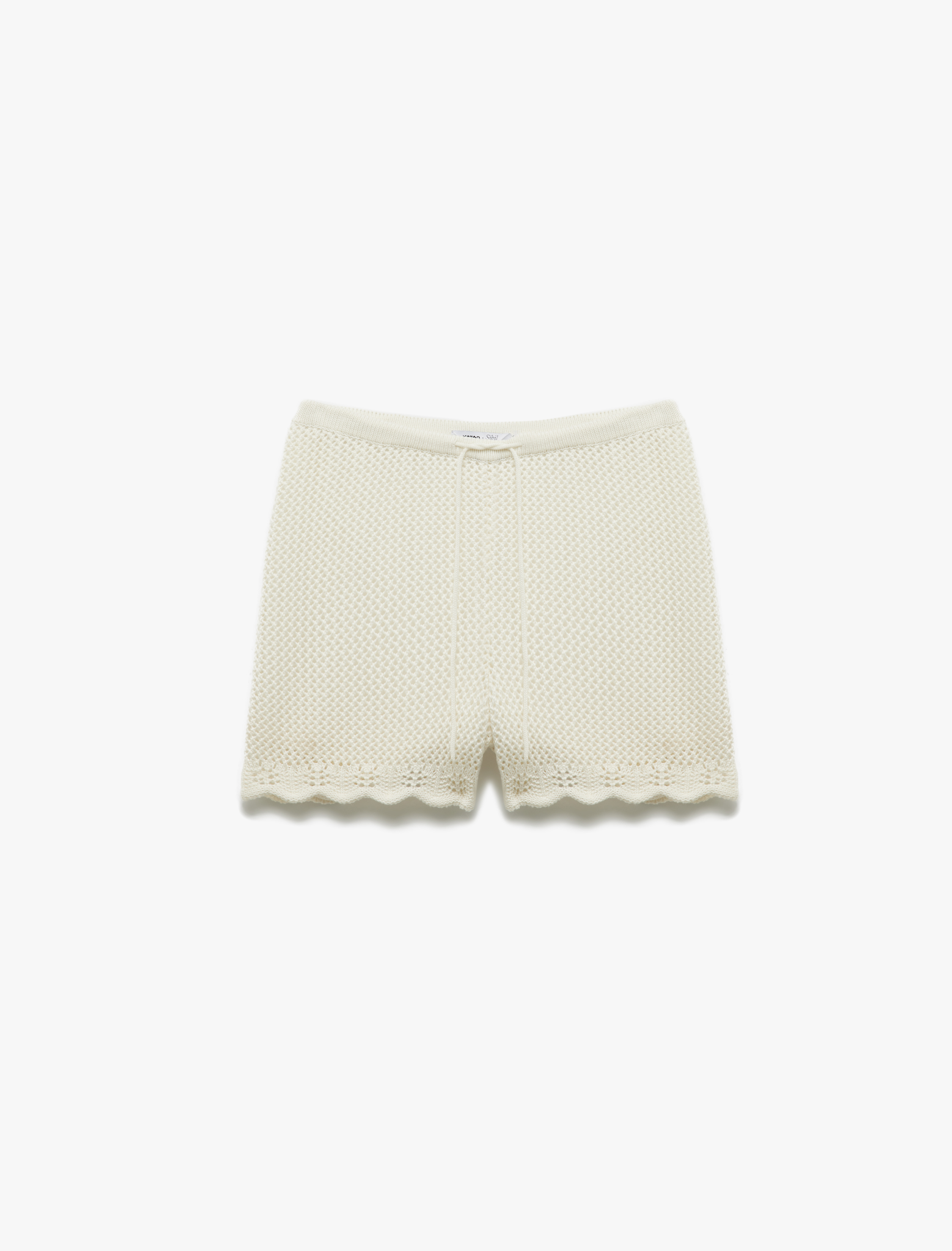   Koton X Sibil Çetinkaya - Regular Fit Astarlı Ajurlu Kroşe Mini Şort