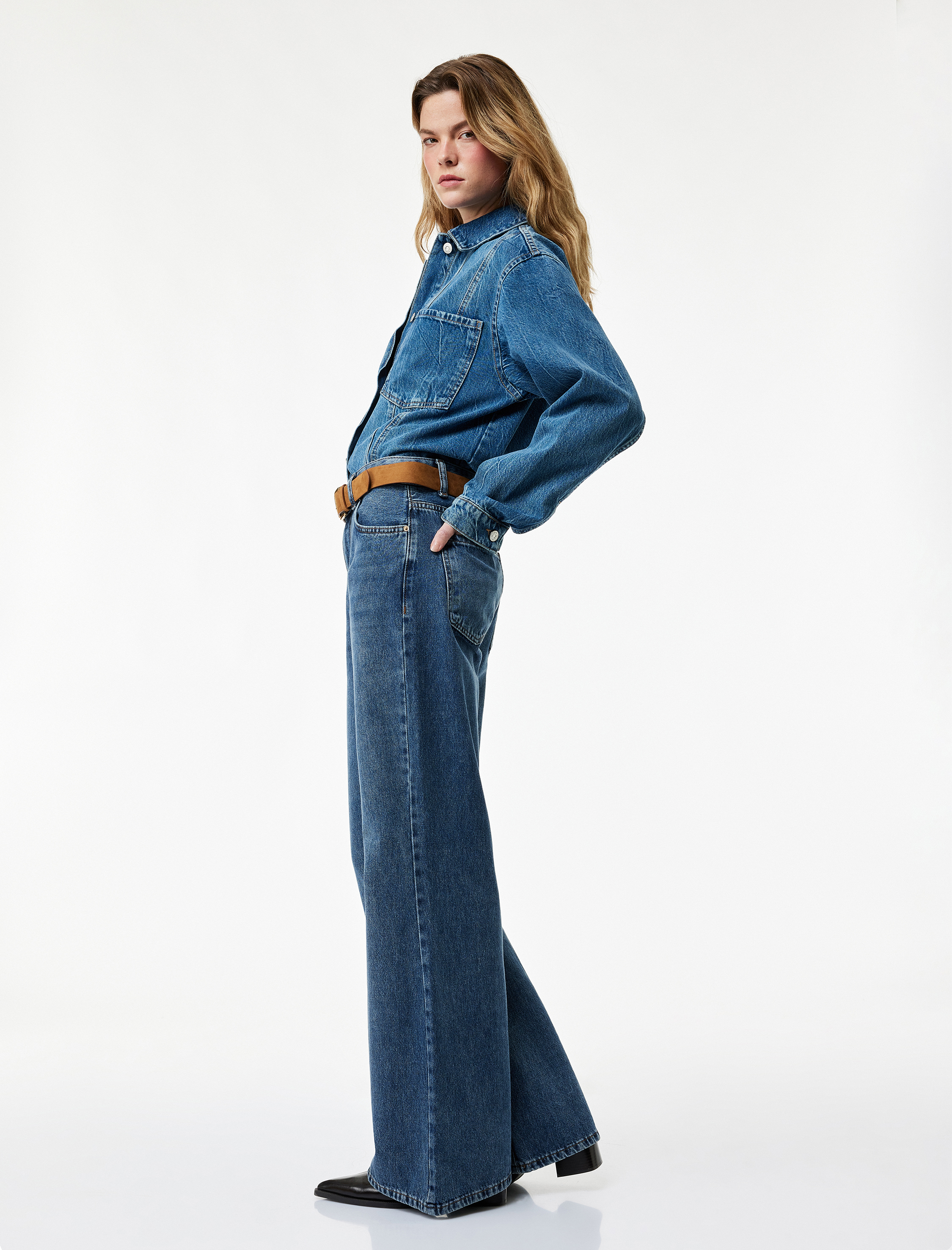   Pamuklu Düğmeli Kemer Detaylı İspanyol Paça Jean Pantolon - Flare Jeans