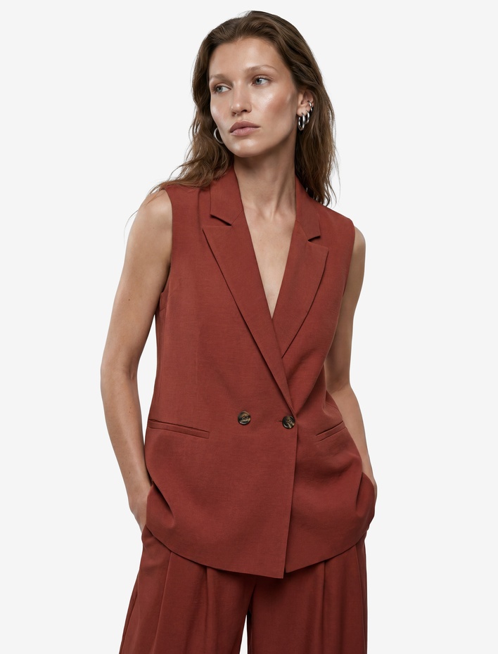  Koton X Melis Ağazat - Viskon Kumaş Cepli Kolsuz Kruvaze Blazer Ceket Yelek