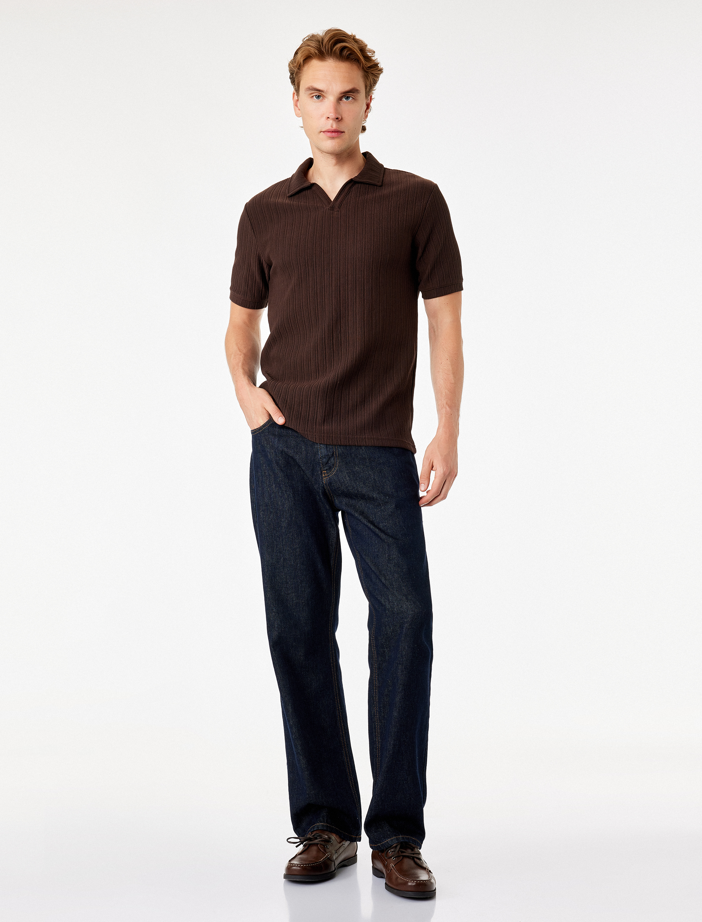   Regular Fit Kısa Kollu Dokulu Polo Yaka Tişört