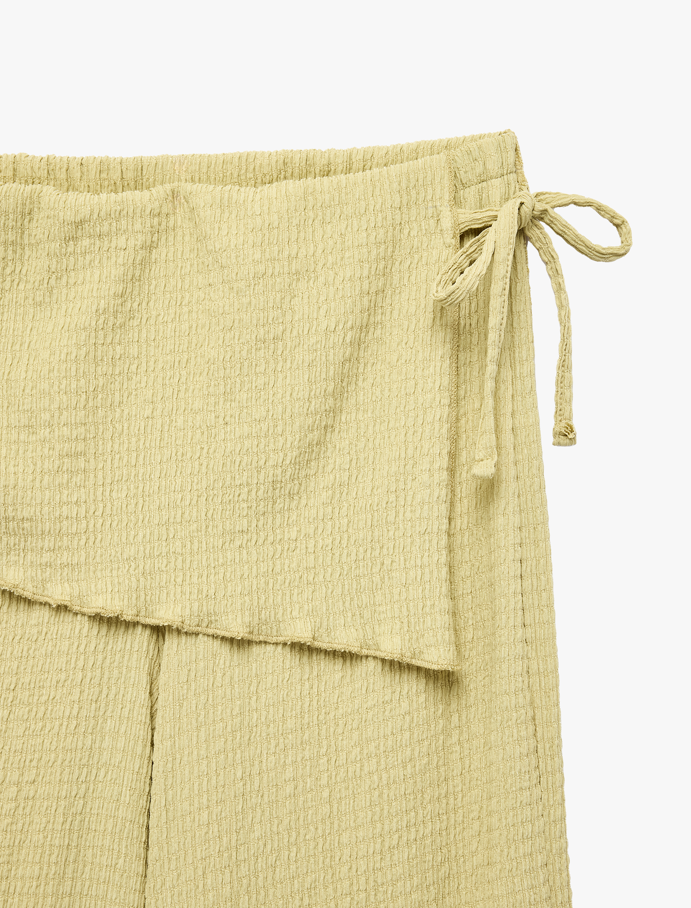   Bürümcük Kumaş Beli Bağcık Detaylı Geniş Paça Etekli Pantolon