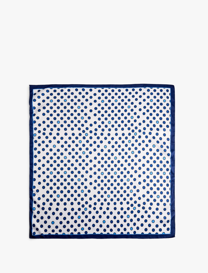 Kadın Pileli Puantiyeli Saten Kare Fular Bandana