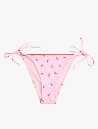 Koton X Sibil Çetinkaya - Kroşe Detaylı Biber Baskılı Yanları İpli Bikini Altı