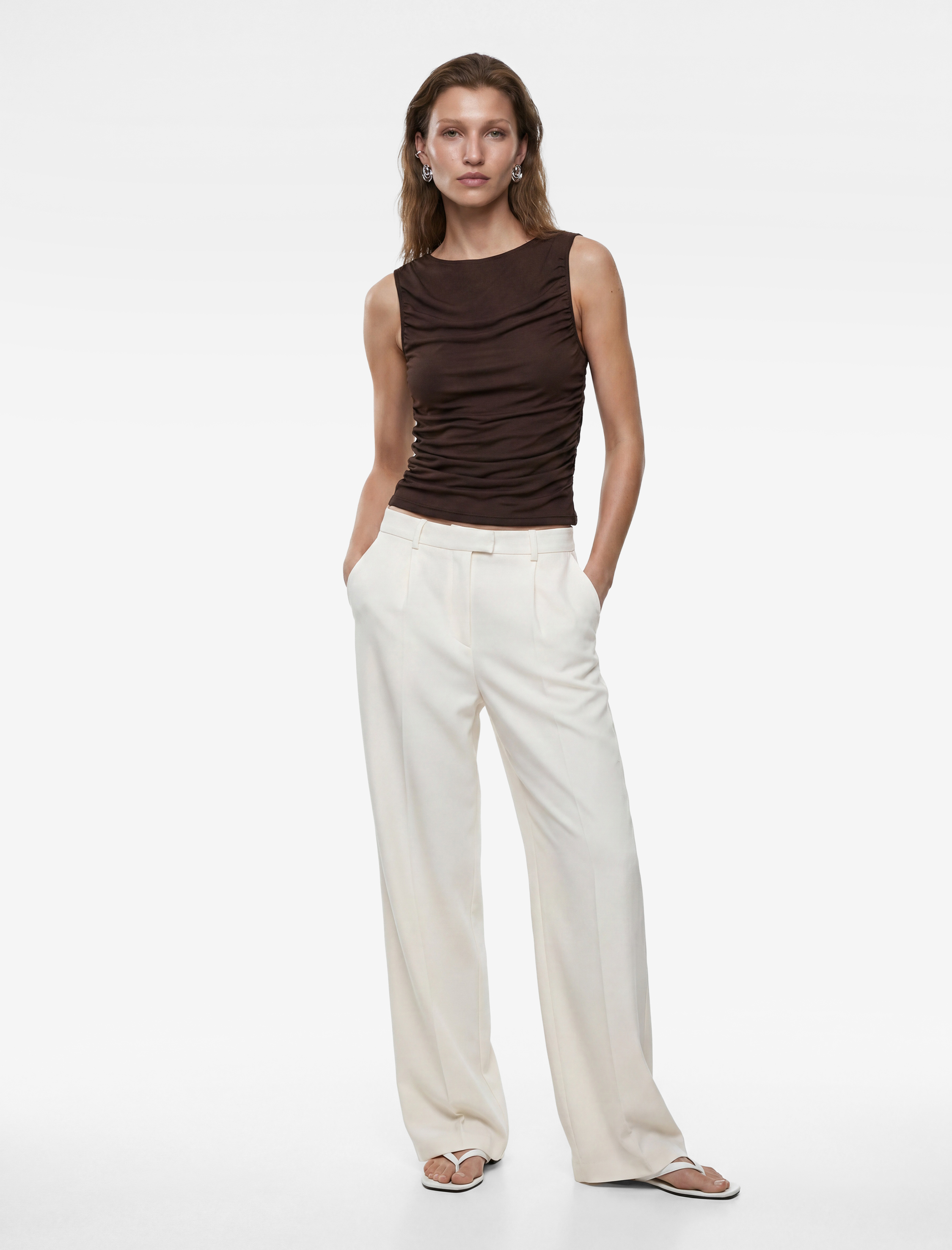   Skinny Fit Bisiklet Yaka Drapeli Kolsuz Tül Bluz