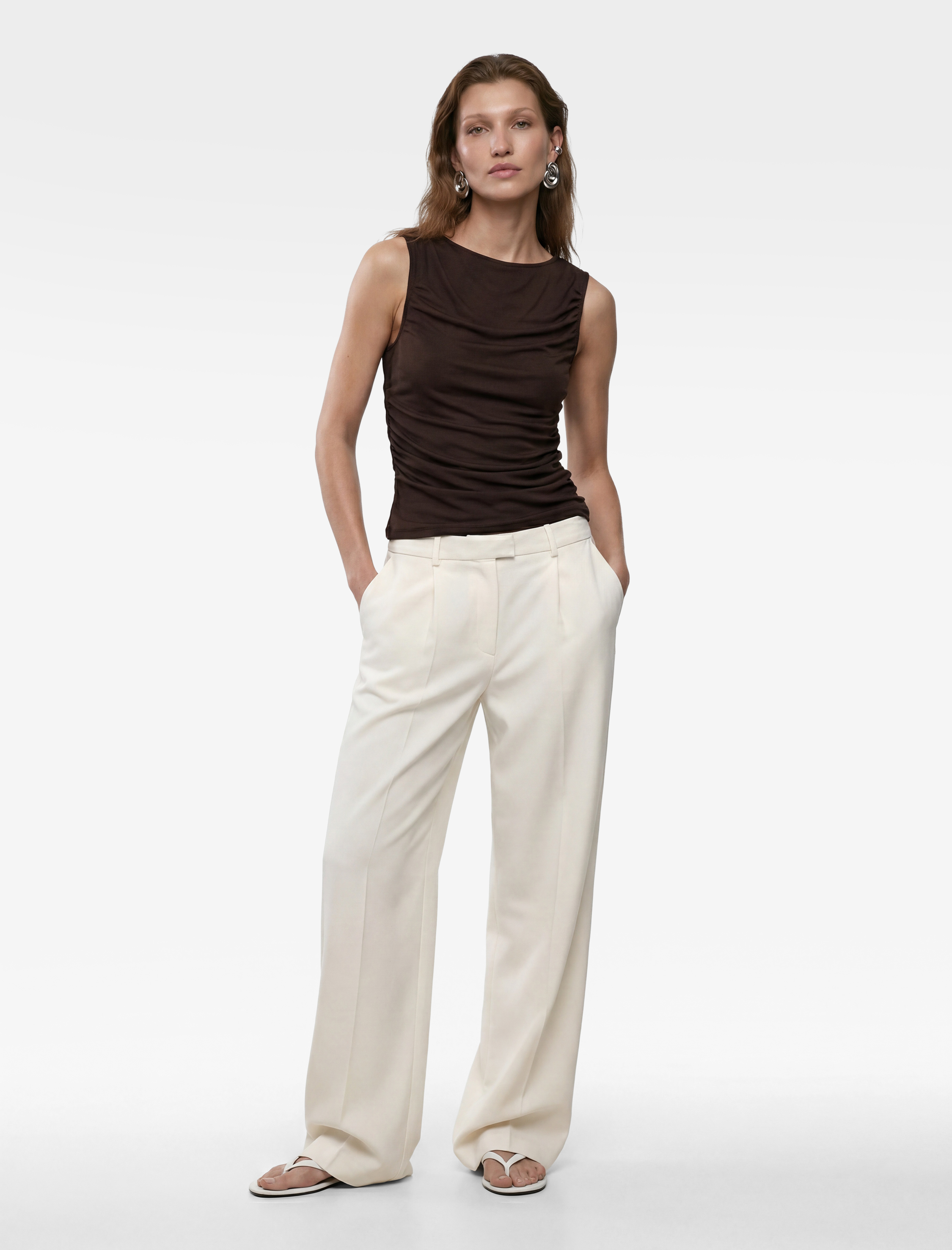   Skinny Fit Bisiklet Yaka Drapeli Kolsuz Tül Bluz