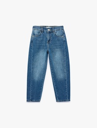 Pamuklu Cep Detaylı Rahat Kesim Denim Pantolon