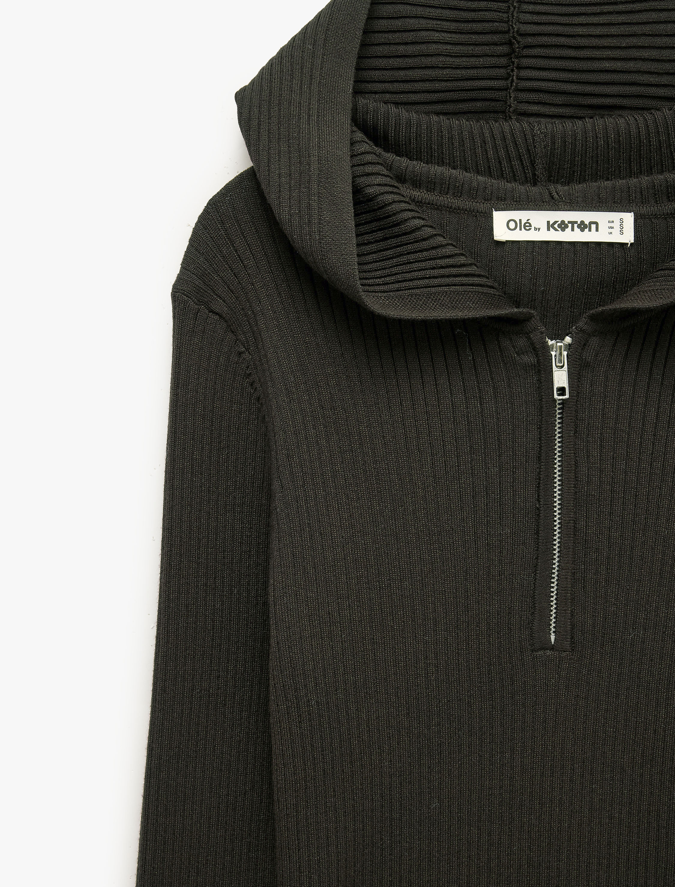   Viskon Slim Fit Uzun Kollu Fermuarlı Kapüşonlu Triko Kazak