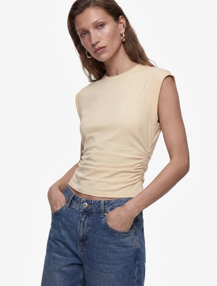  Regular Fit Pamuklu Bisiklet Yaka Kolsuz Drape Detaylı Tişört