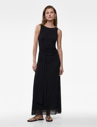 Slim Fit Asimetrik Drapeli Kayık Yuvarlak Yaka Kolsuz Midi Elbise