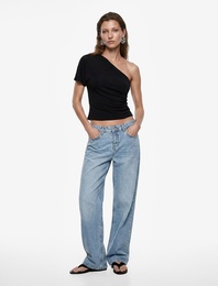 Slim Fit Kısa Kollu Asimetrik Yaka Tek Omuz Bluz