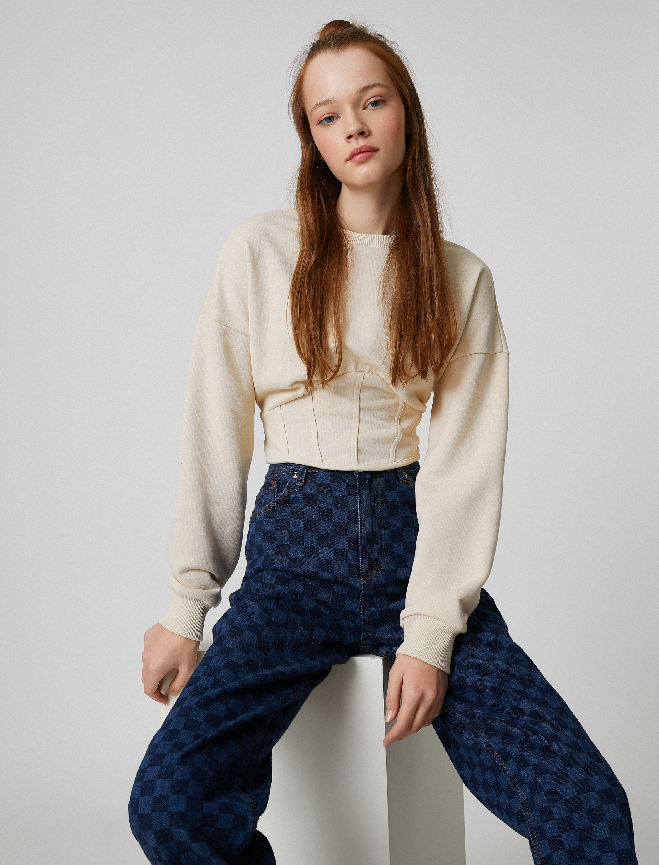   Şardonlu Crop Sweatshirt Beli Korseli Uzun Kollu Bisiklet Yaka