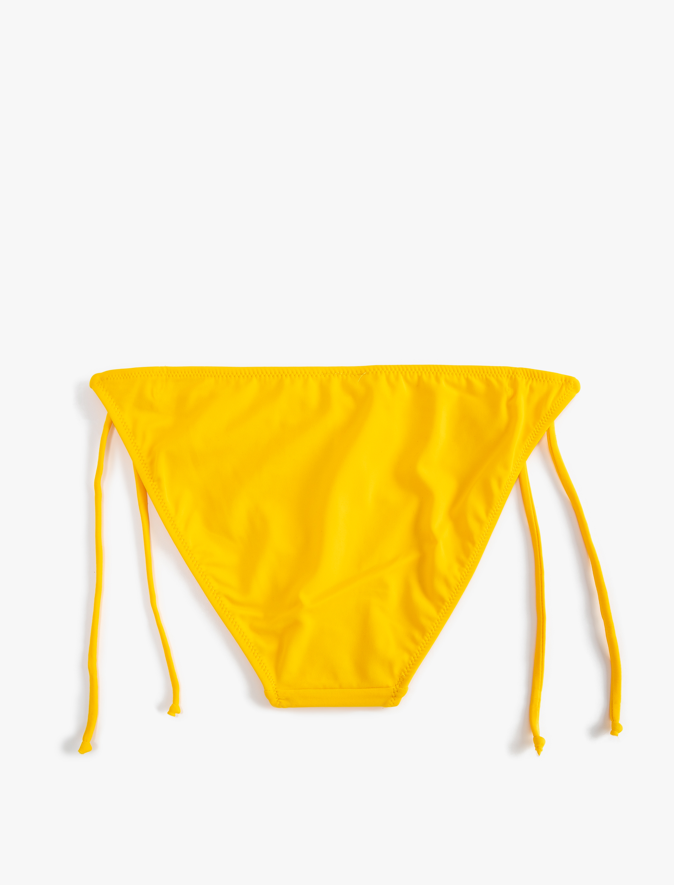   İpli Basic Bikini Altı Yanları Bağlama Detaylı