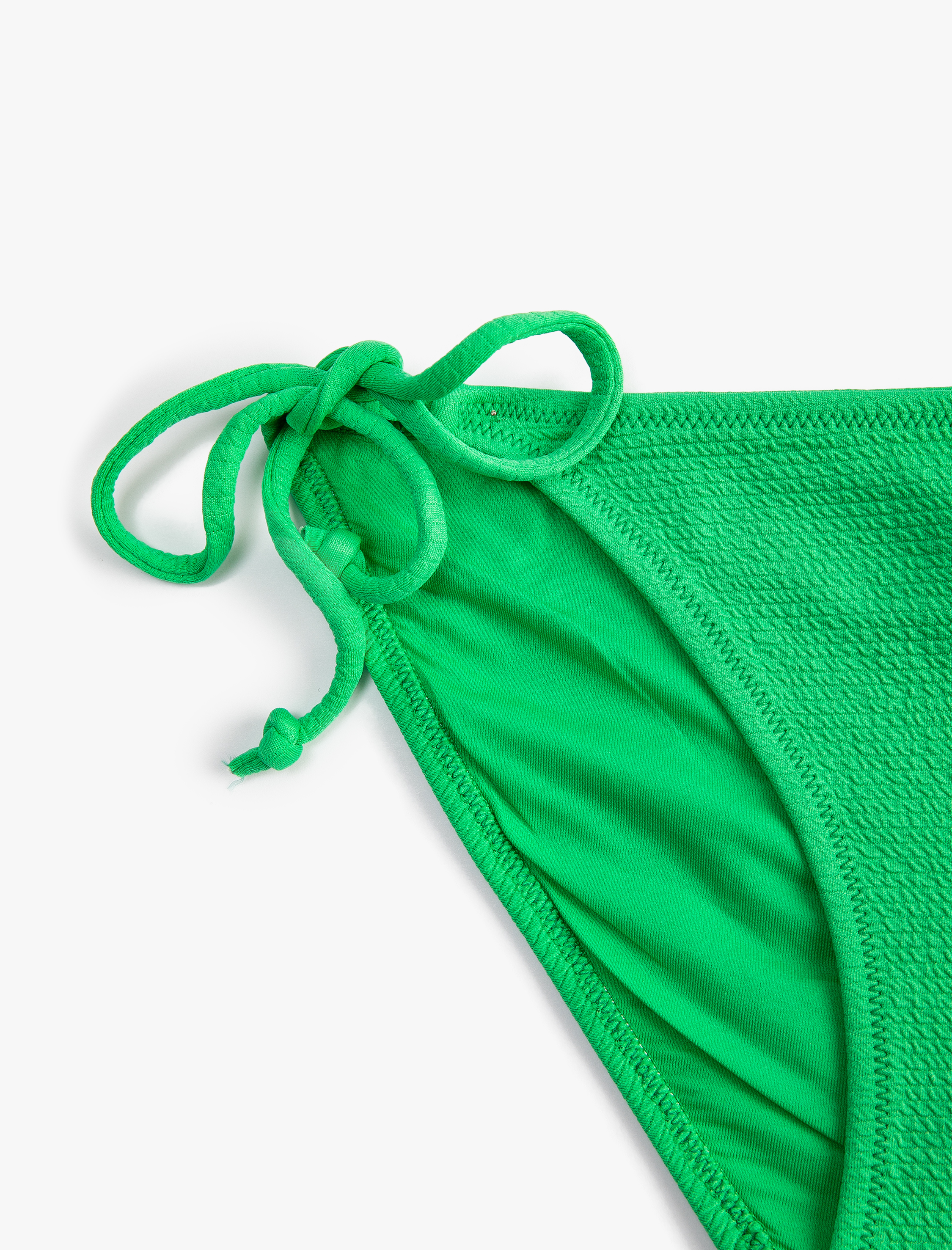   Brazilian Bikini Altı Basic Dokulu Yanları Bağlama Detaylı