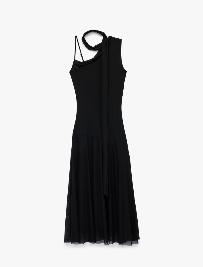  Slim Fit Fular Detaylı Asimetrik Kesim Askılı Tek Omuz Midi Tül Elbise