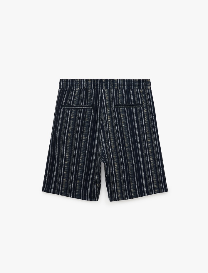  Regular Fit Cepli Çizgili Beli Bağcıklı Şort