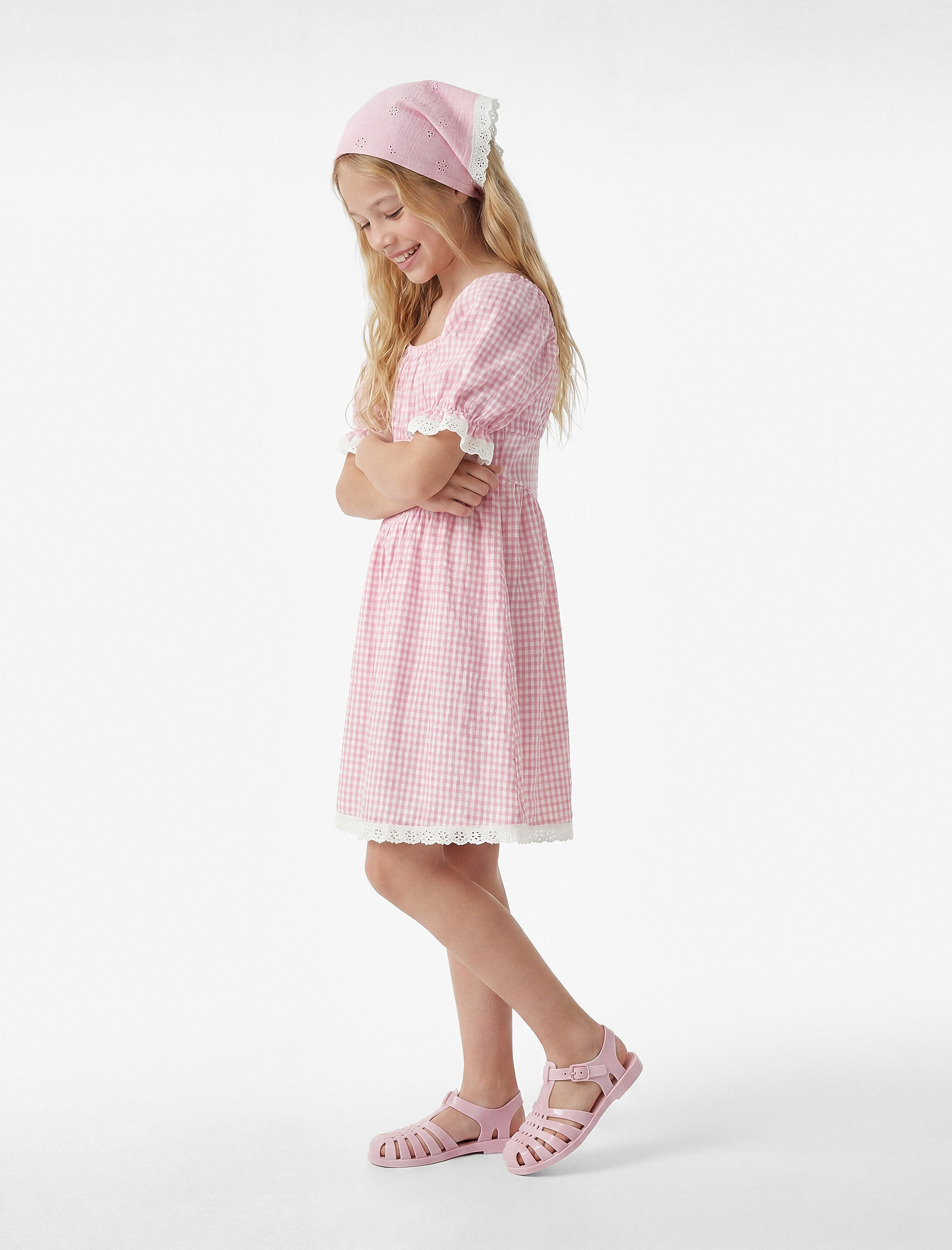  Kız Çocuk Kare Yaka Balon Kollu Dantelli Pötikare Midi Elbise