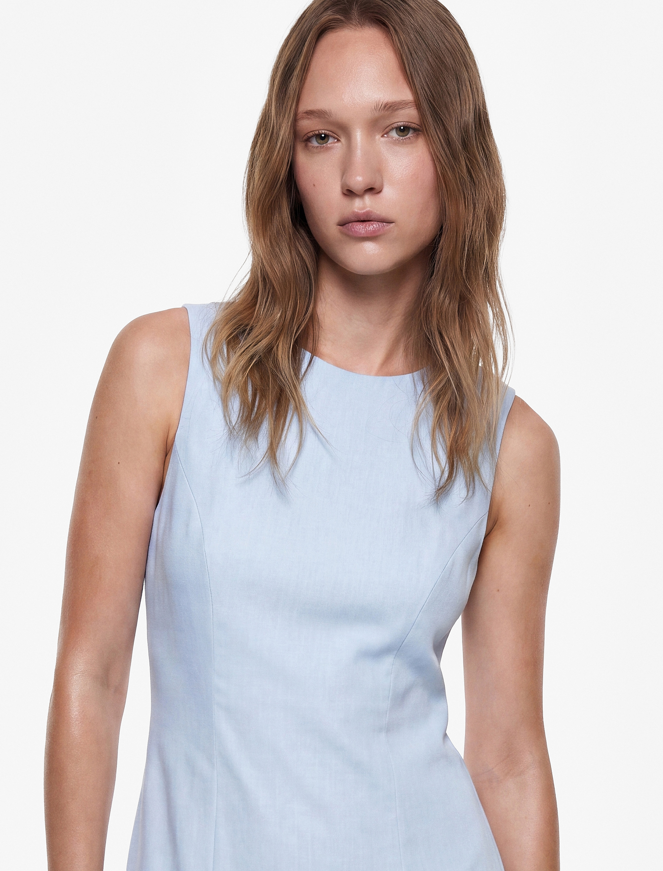   Slim Fit Keten Karışımlı Kolsuz Bisiklet Yaka Katlı Mini Elbise