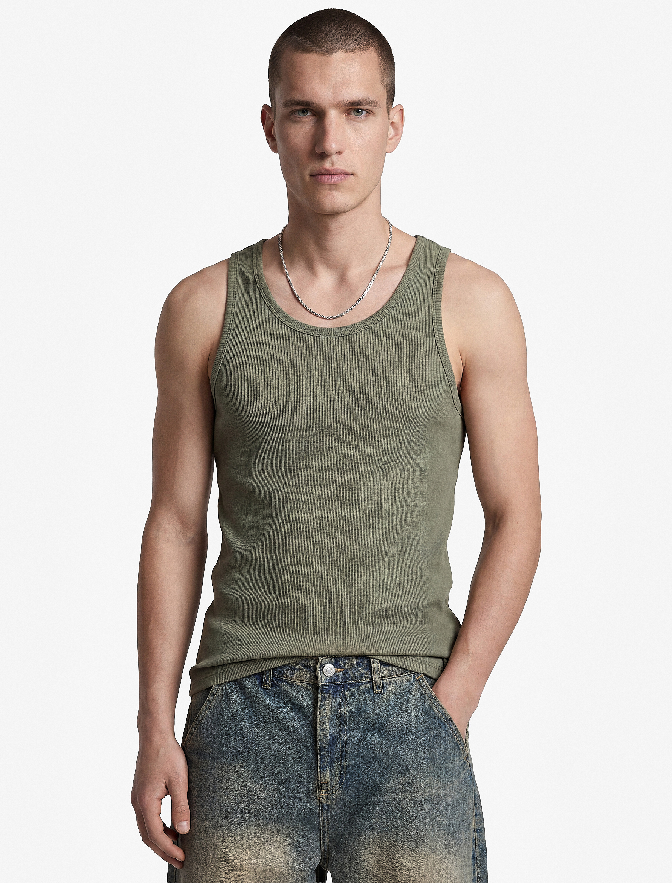   Kolsuz Pamuklu Bisiklet Yaka Slim Fit Atlet