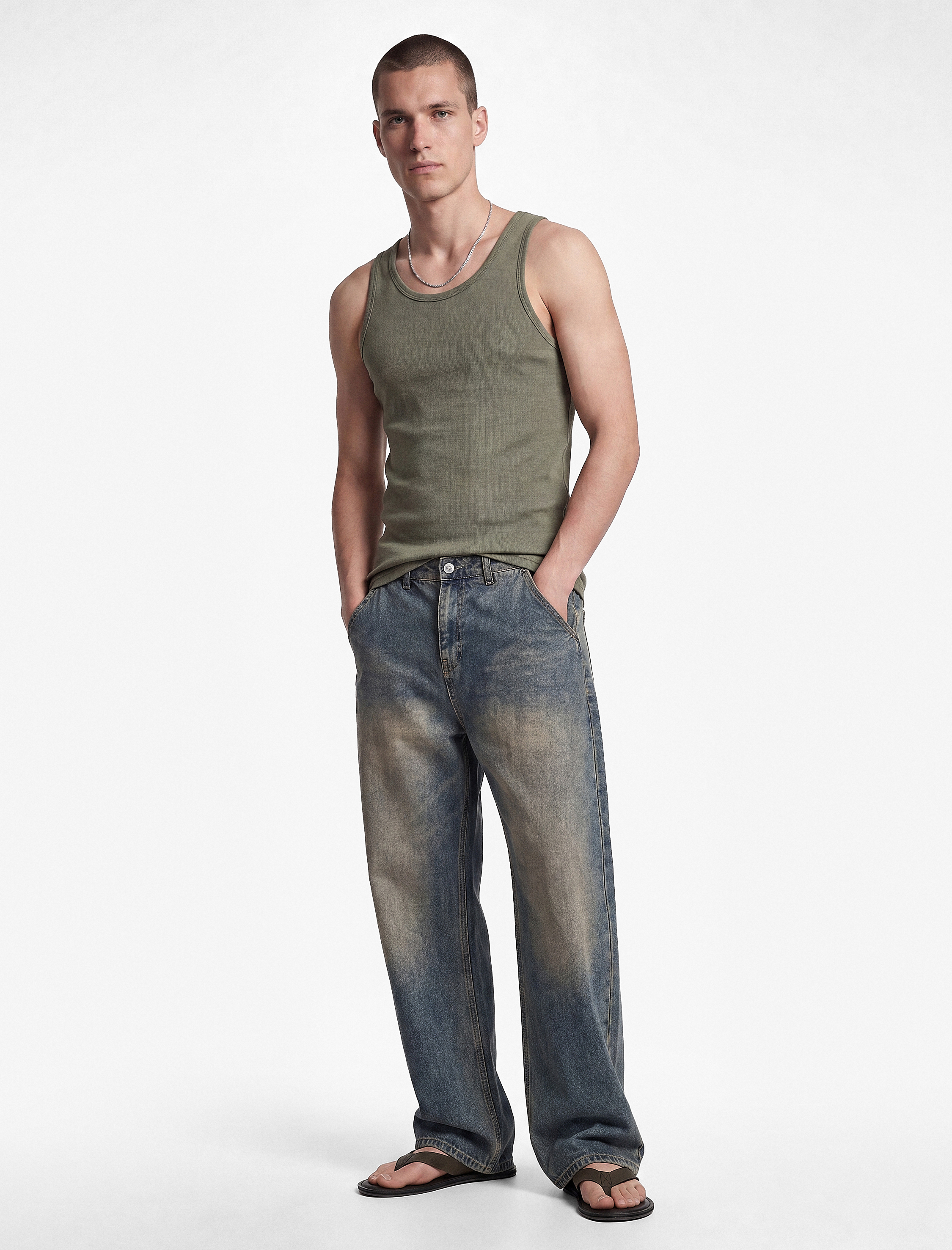   Kolsuz Pamuklu Bisiklet Yaka Slim Fit Atlet