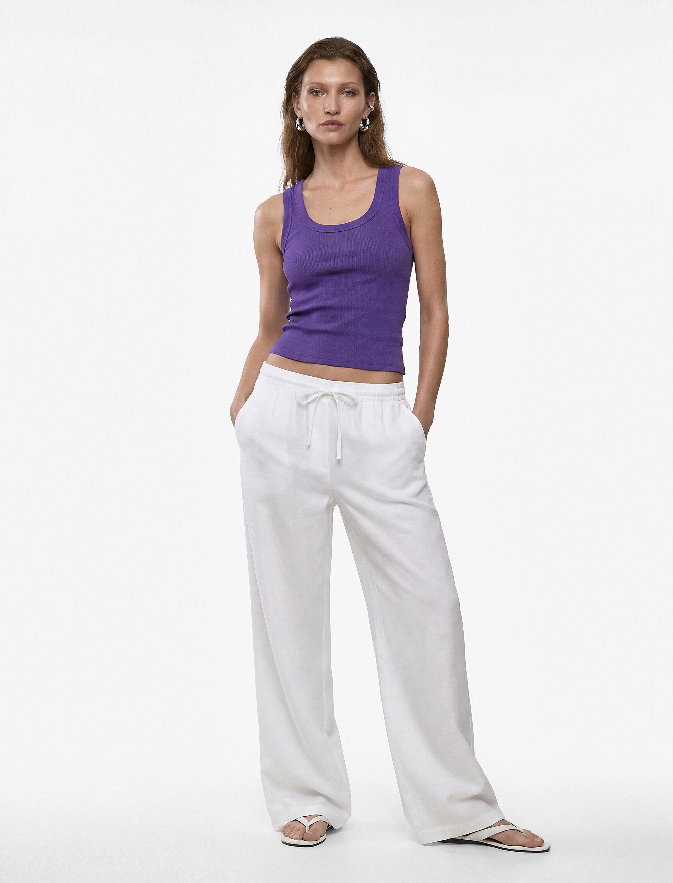   Pamuklu U Yaka Slim Fit Atlet