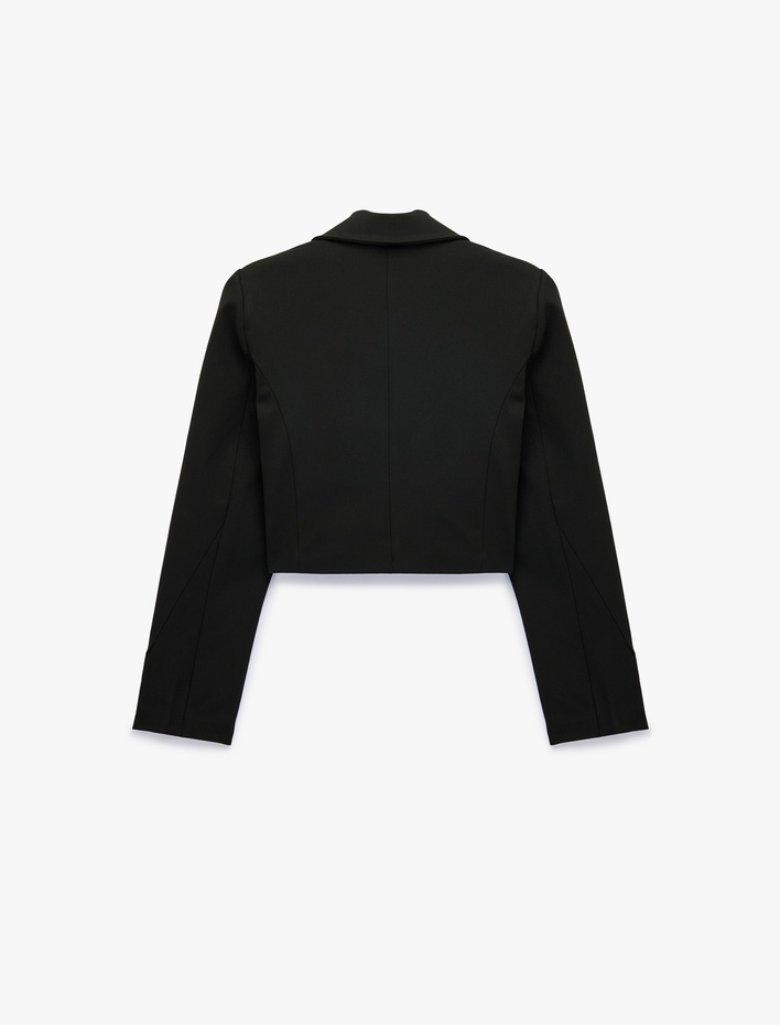  Broş Detaylı Geniş Yaka Uzun Kollu Crop Blazer Ceket
