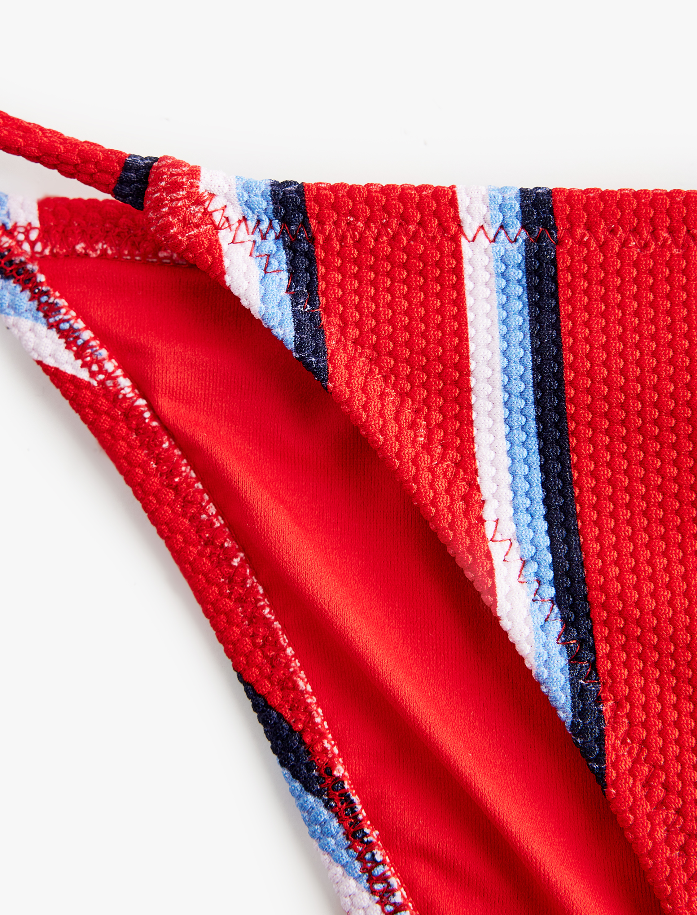  Yanları Bağlamalı İpli Çizgili Bikini Altı