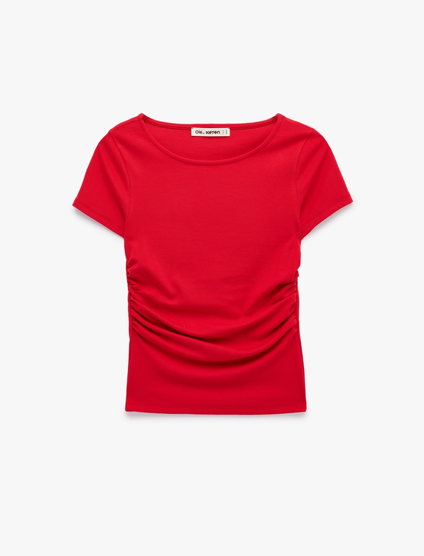 Koton Kadın Pamuklu Slim Fit Kayık Yaka Kısa Kollu Drapeli Tişört