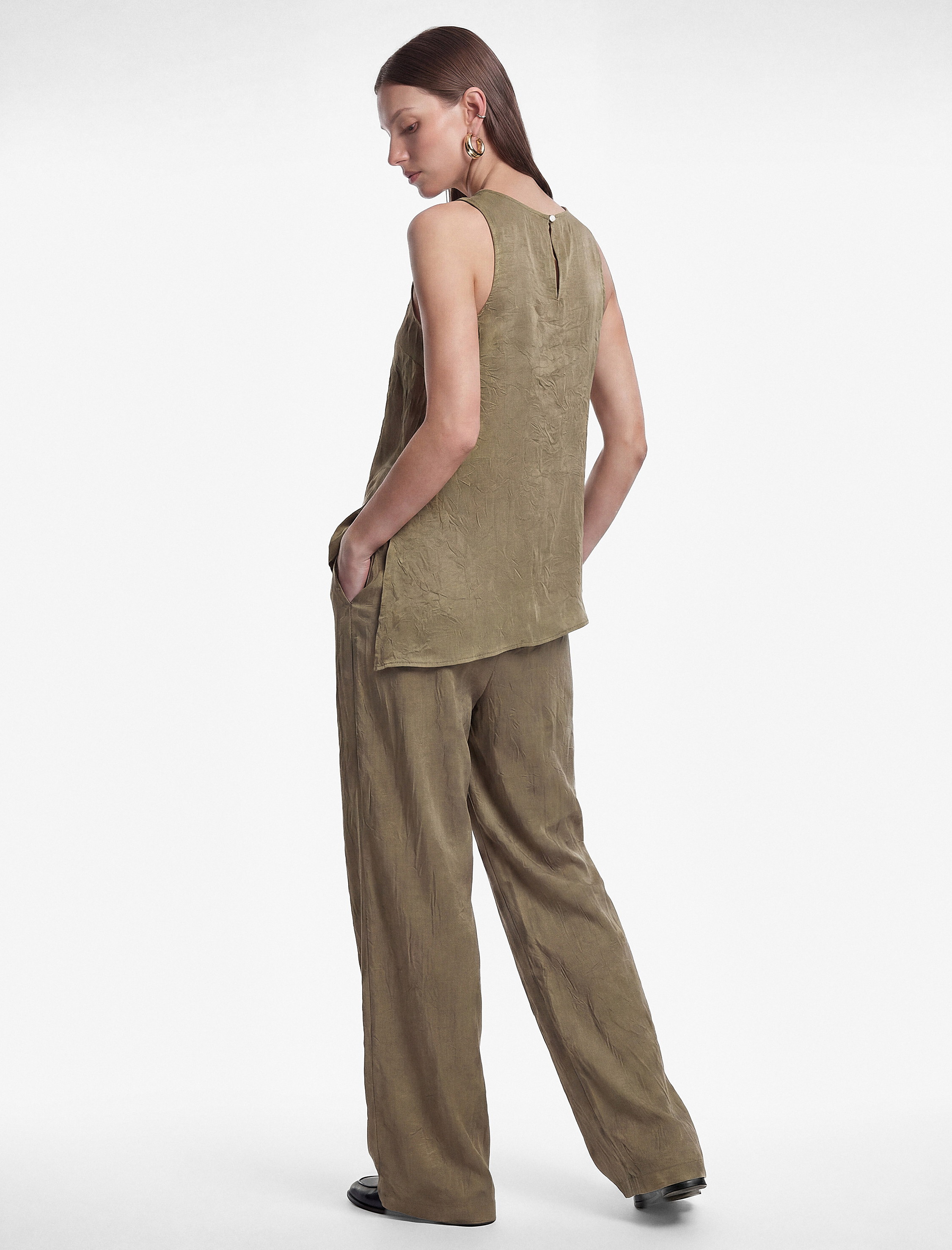   Beli Bağcıklı Yüksek Bel Geniş Paça Saten Pantolon