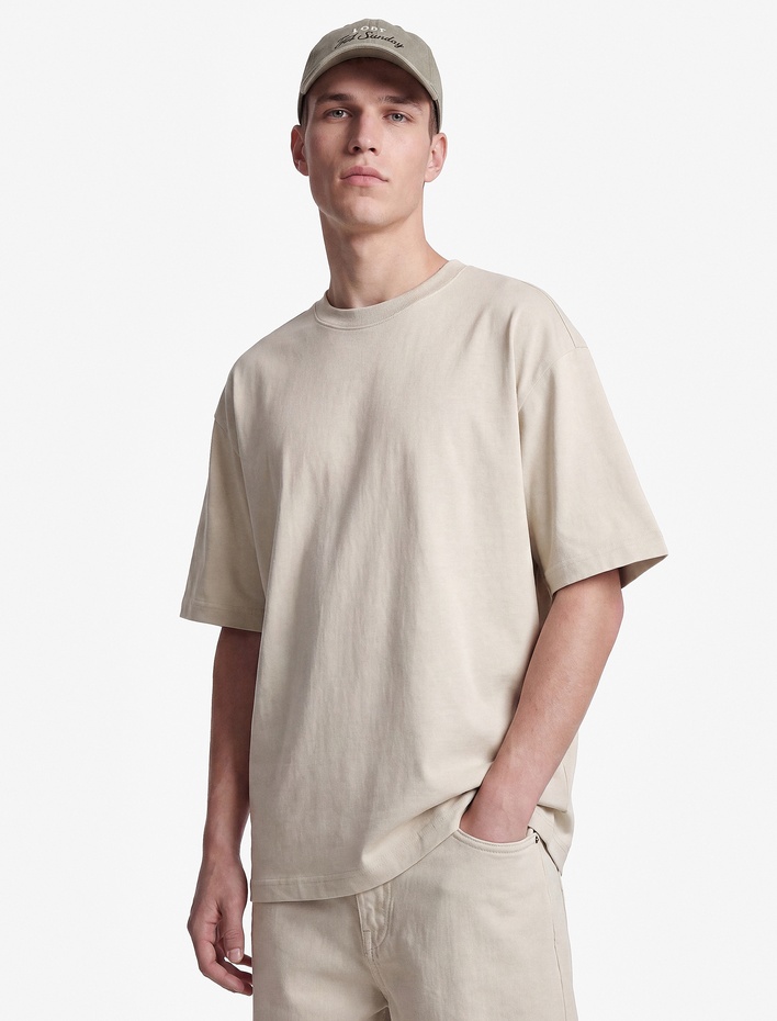  Pamuklu Kısa Kollu Bisiklet Yaka Basic Oversize Tişört