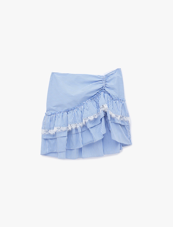 Koton X Sibil Çetinkaya - Fırfırlı Dantel Detaylı Çizgili Poplin Mini Etek