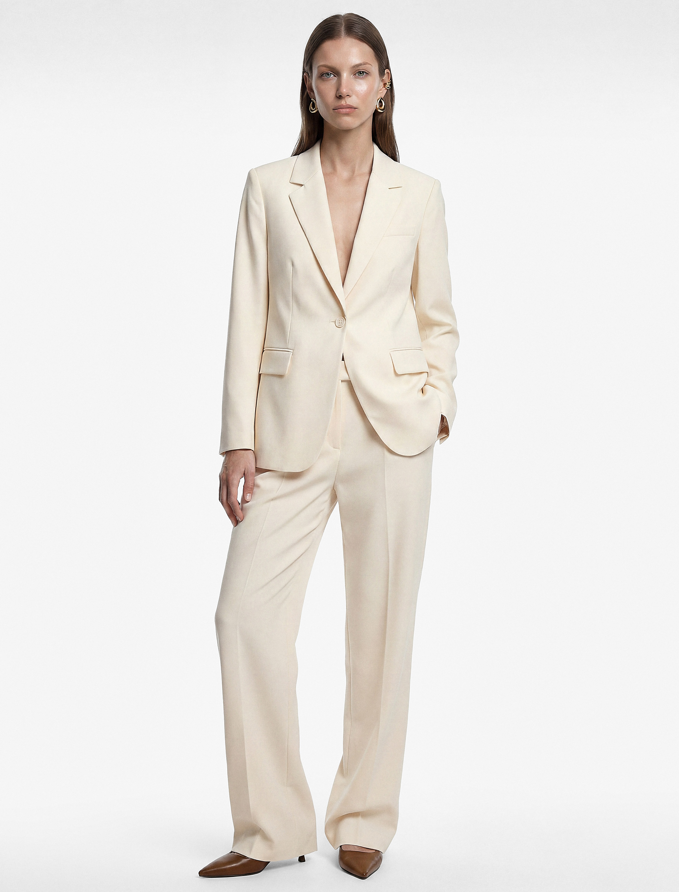   Regular Fit Uzun Kollu Cep Detaylı Düğmeli Geniş Yaka Blazer Ceket