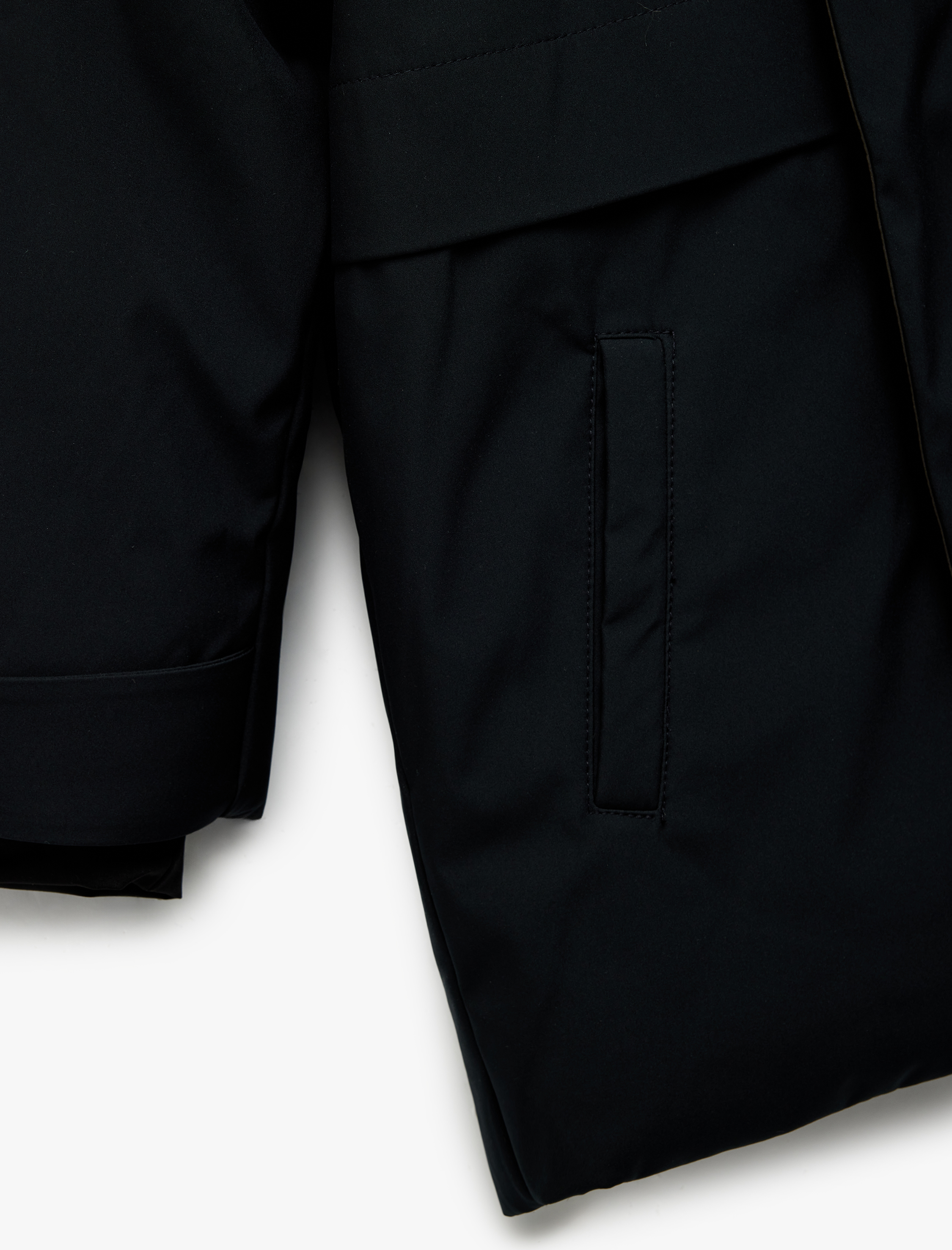  Erkek Çocuk Uzun Kollu Çıtçıt Detaylı Cepli Slim Fit Kapşonlu Mont