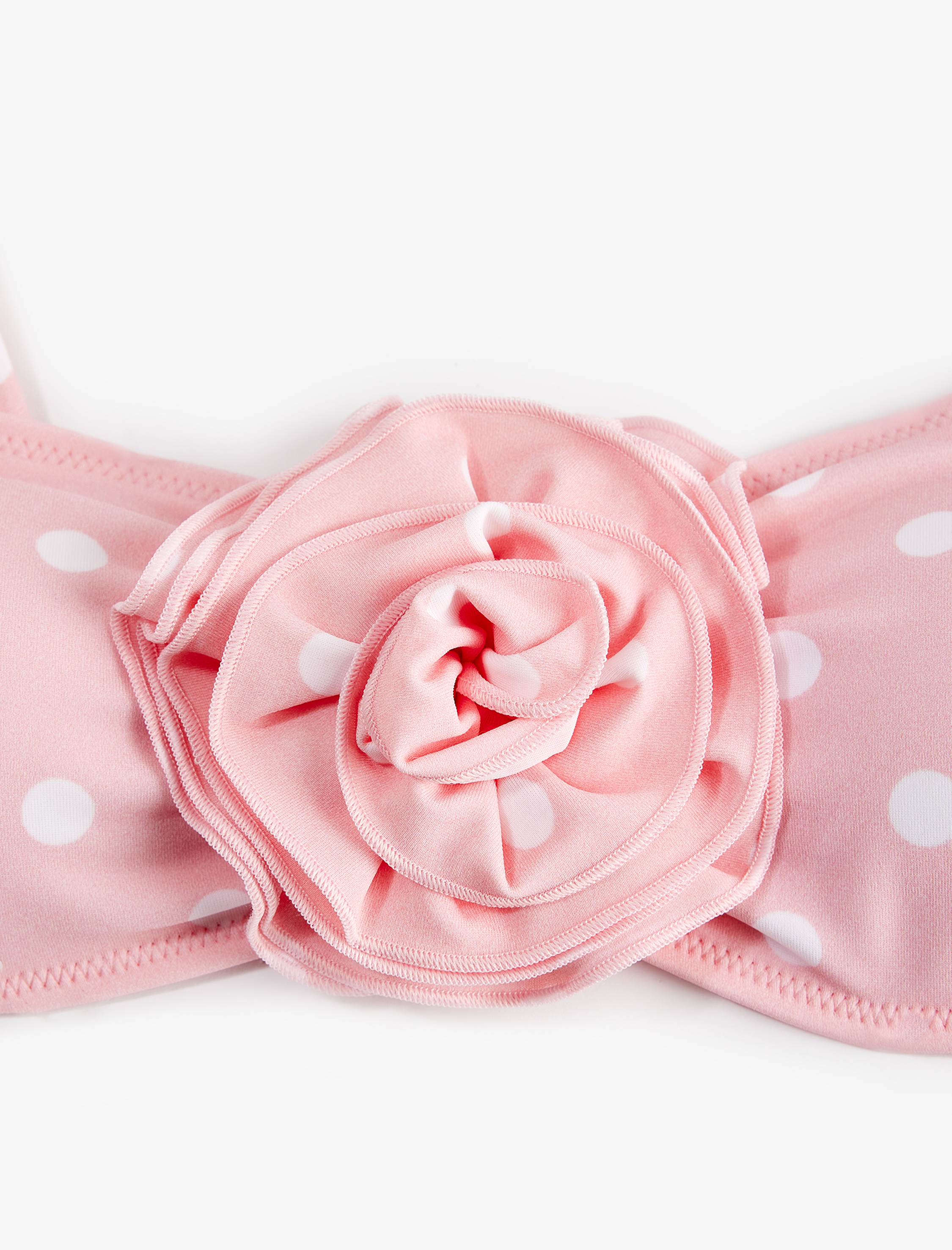   Koton X Sibil Çetinkaya - Gül Aplike Detaylı Bandeau Puantiyeli Bikini Üstü