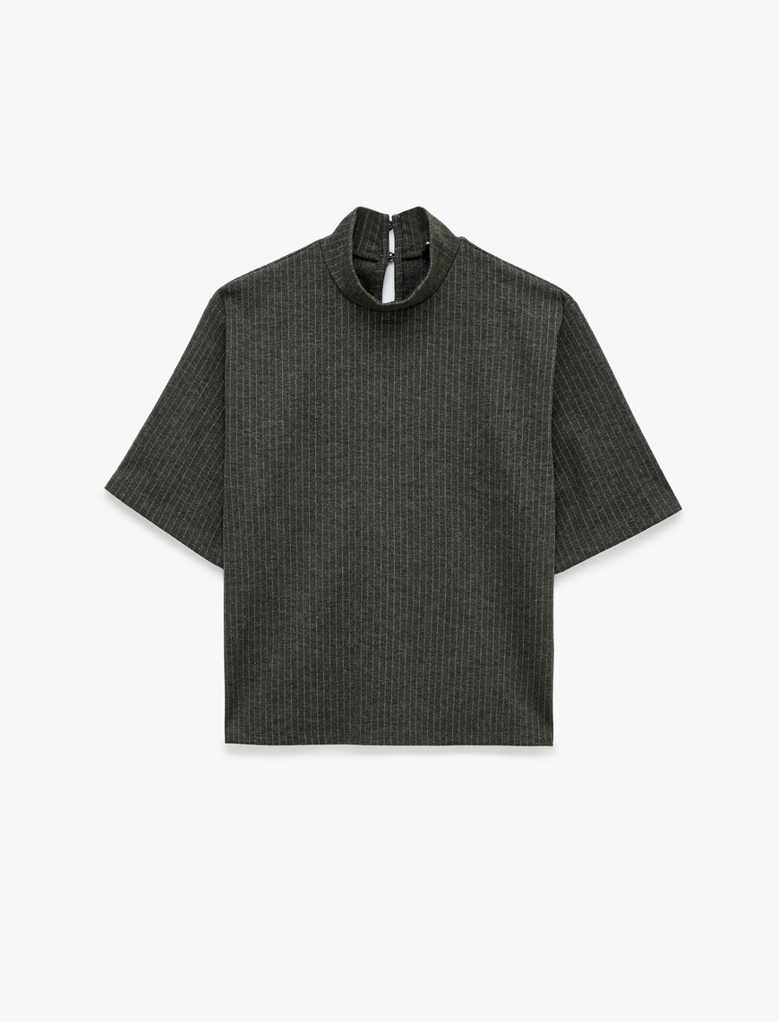 Koton Kadın Regular Fit Kısa Kollu Dik Yaka Simli Çizgili Tişört