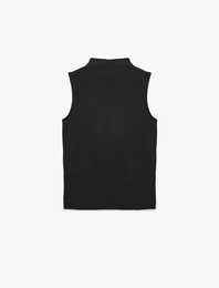 Modal Kumaş Slim Fit Dik Yaka Kolsuz Tişört