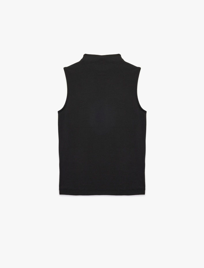  Modal Kumaş Slim Fit Dik Yaka Kolsuz Tişört