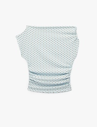 Bürümcük Kumaş Asimetrik Yaka Kısa Kollu Drapeli Slim Fit Puantiyeli Bluz