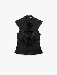 Slim Fit Kolsuz Pencere Detaylı Kalp Yaka Bağcıklı Saten Korse Büstiyer