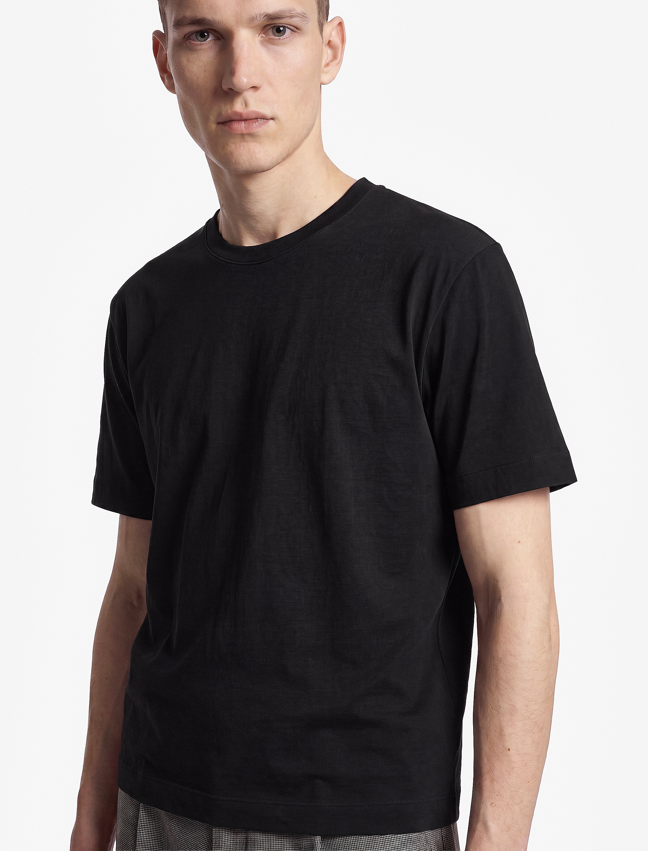   Regular Fit Bisiklet Yaka Pamuklu Tok Kumaş Kısa Kollu Basic Tişört