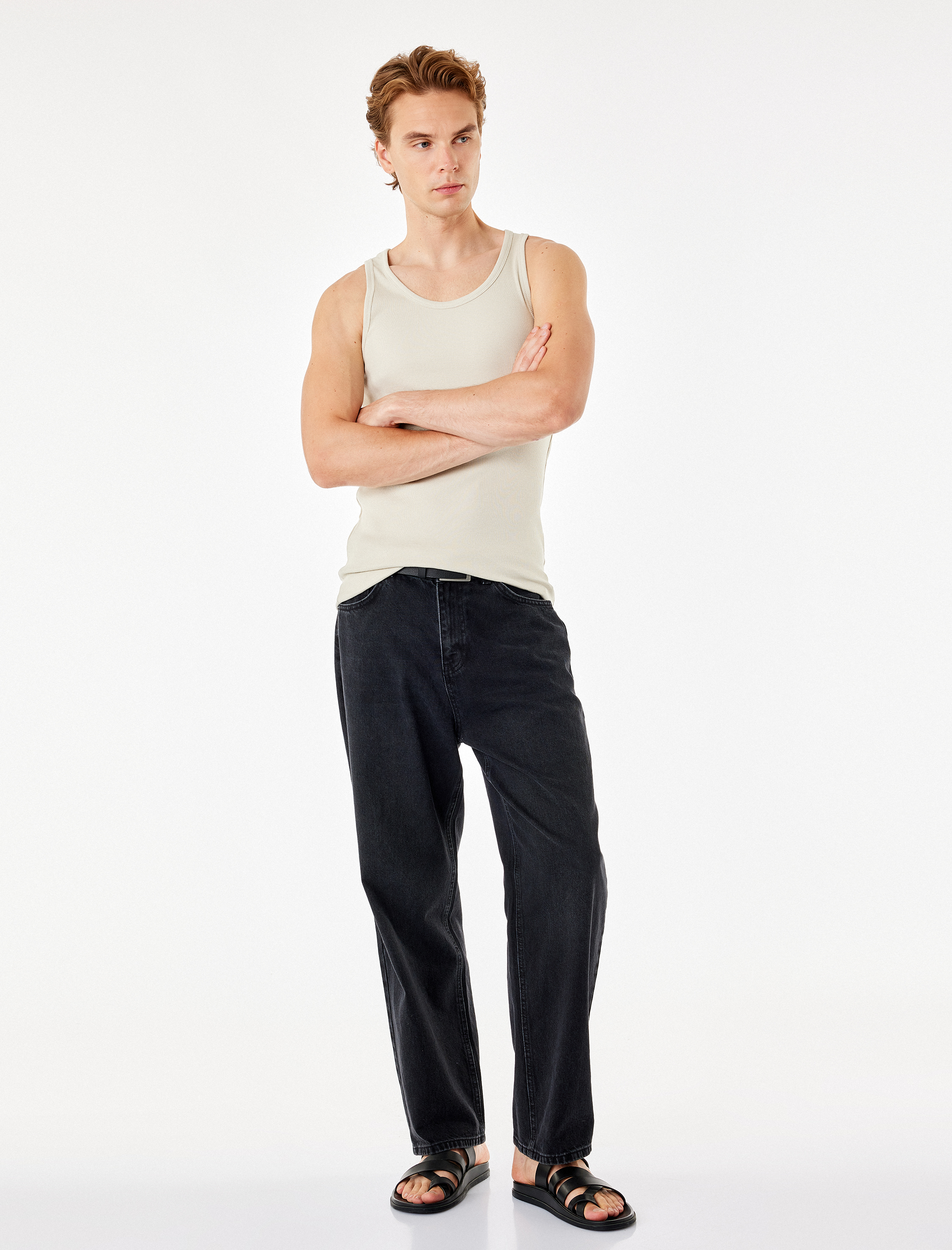   Kolsuz Pamuklu Bisiklet Yaka Slim Fit Atlet