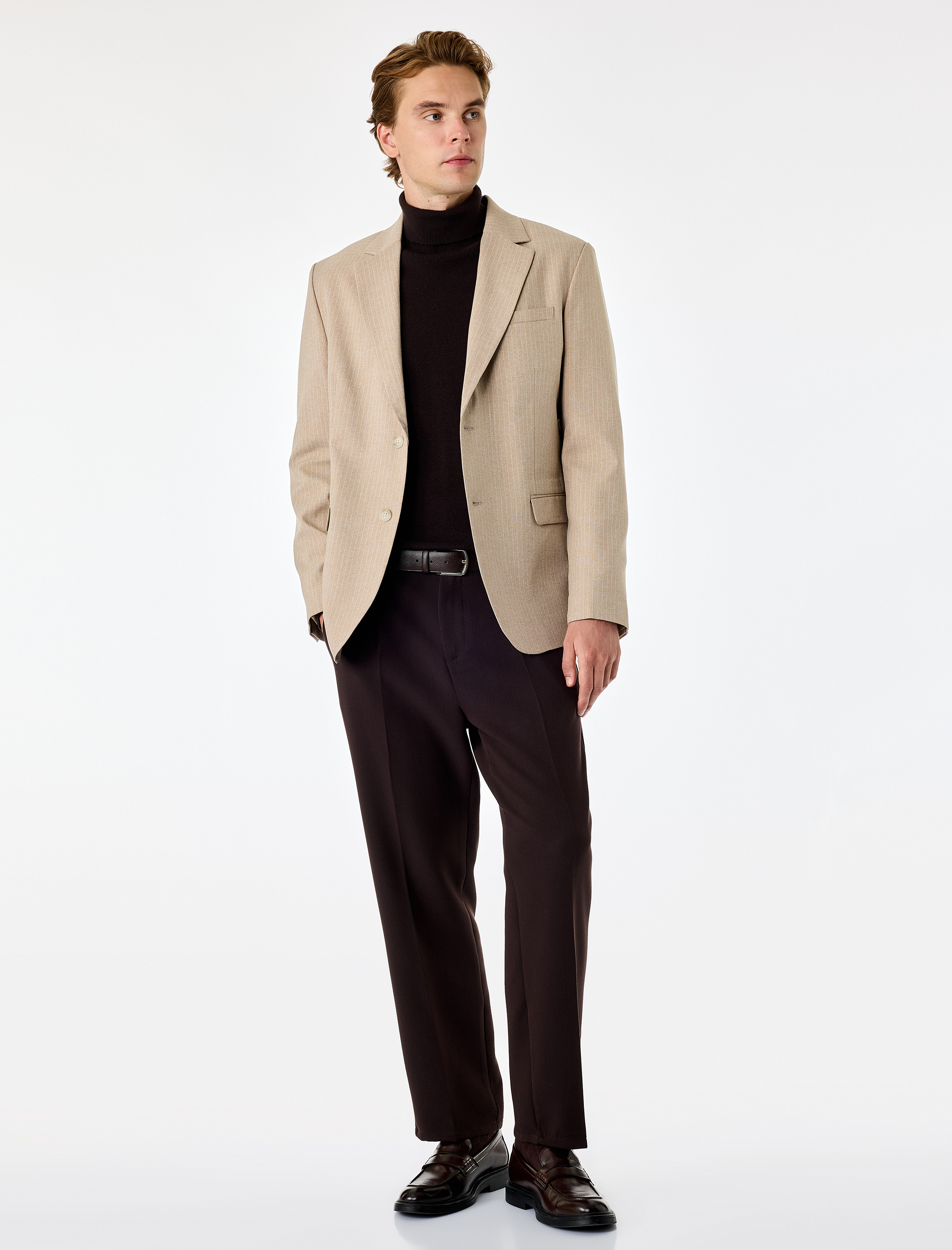   Regular Fit Uzun Kollu Cepli Düğmeli Mono Yaka Blazer Ceket