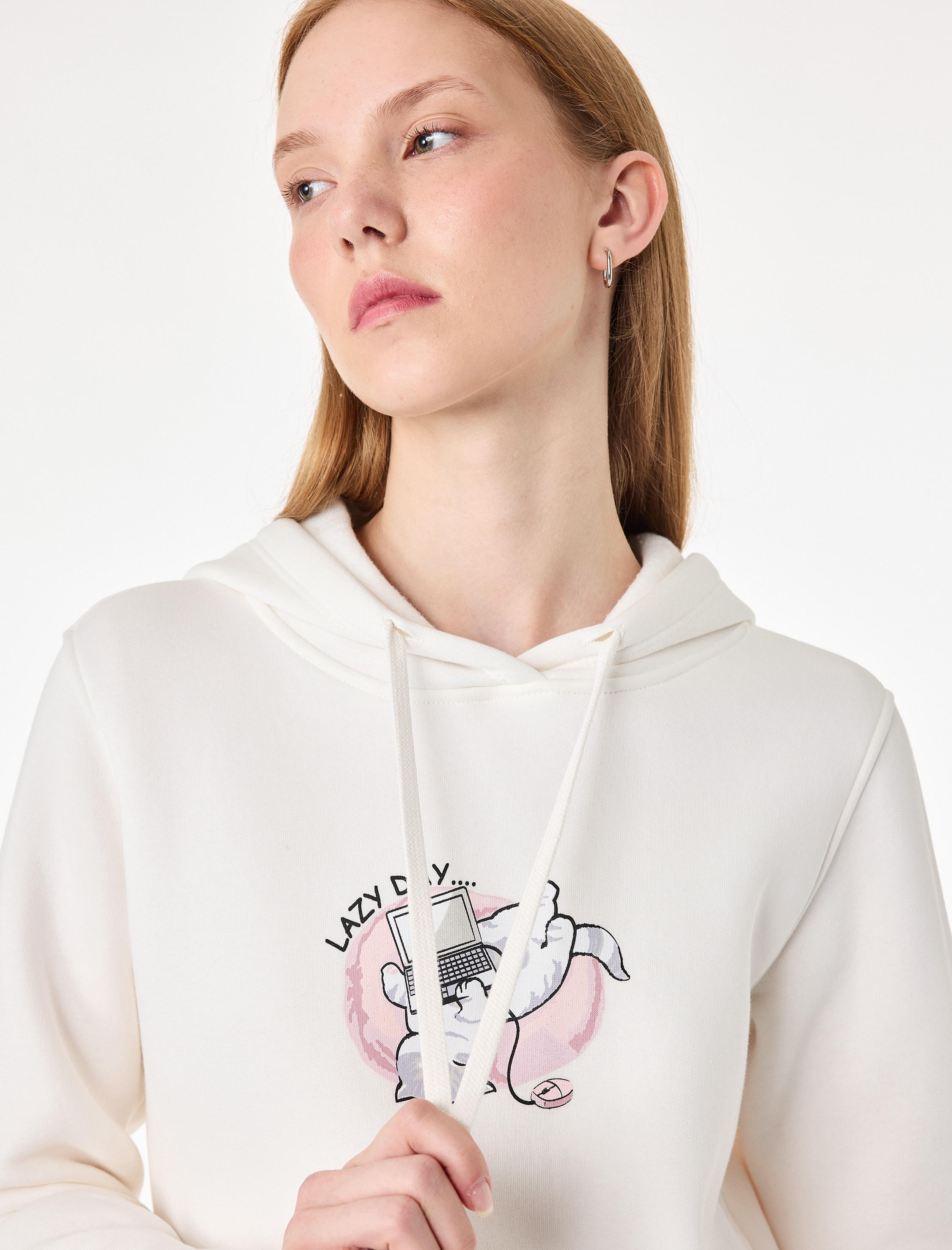   Üç İplik Şardonlu Uzun Kollu Kanguru Cepli Kedi Baskılı Kapüşonlu Sweatshirt