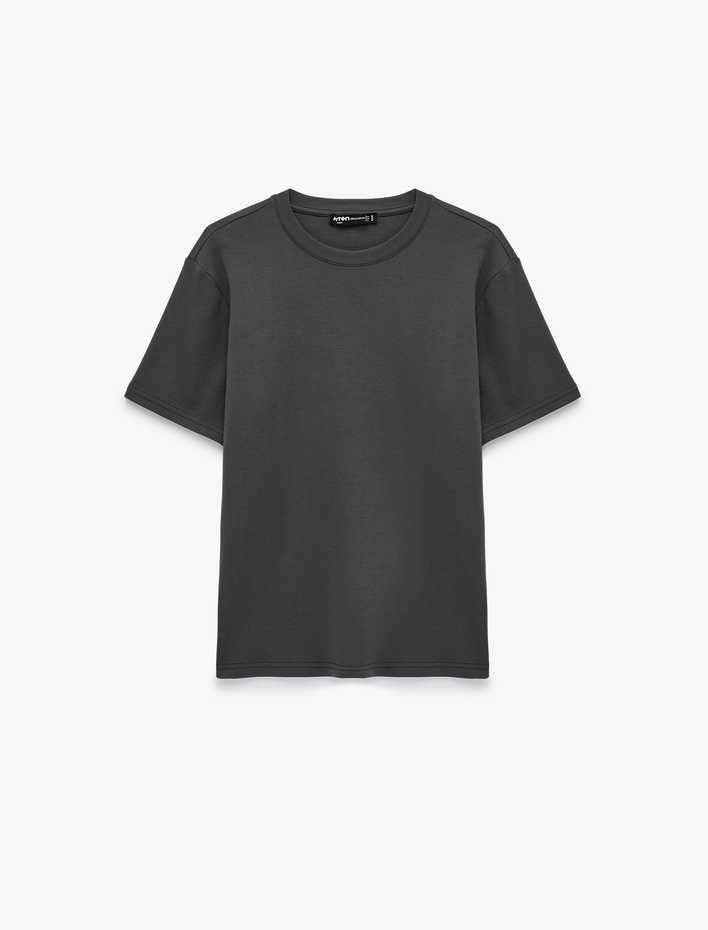  Regular Fit Bisiklet Yaka Pamuklu Tok Kumaş Kısa Kollu Basic Tişört