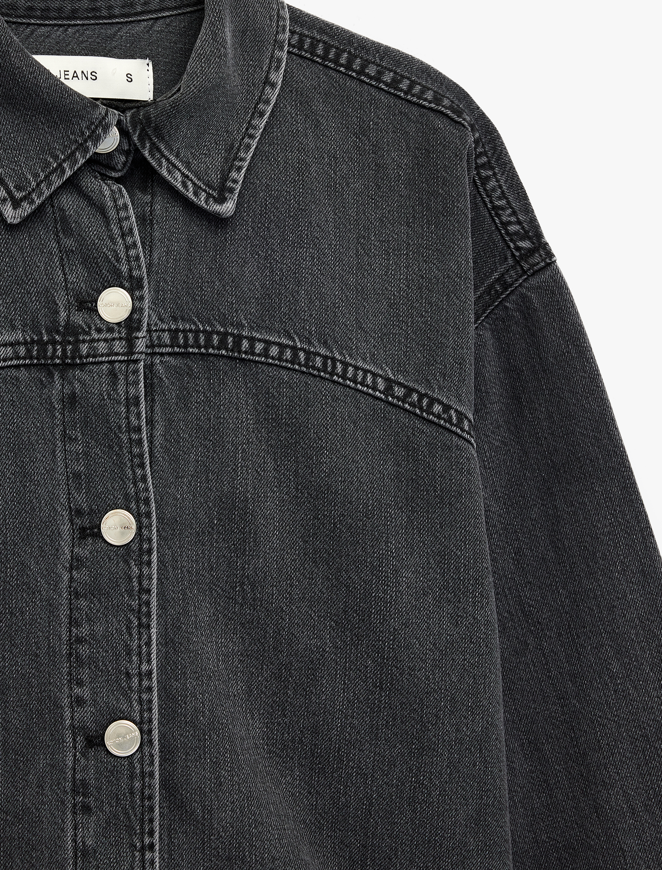  Klasik Yaka Uzun Kollu Düğmeli Oversize Keten Karışımlı Jean Gömlek